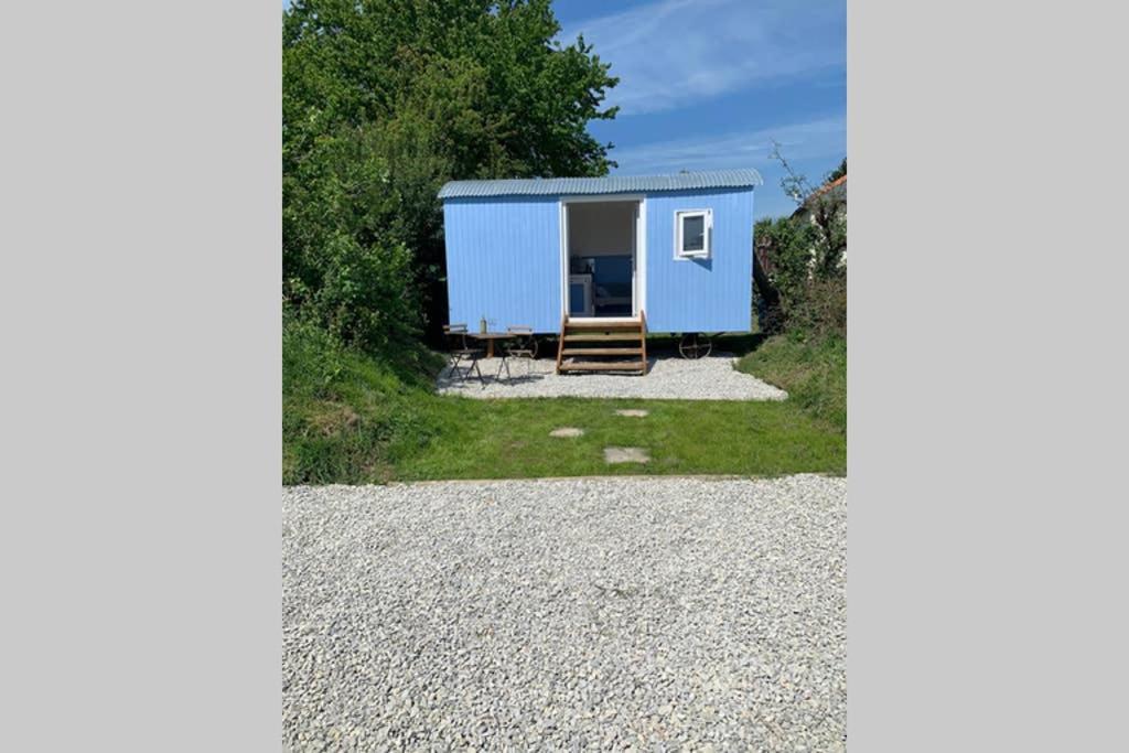 דירות טנבי Apple Tree Hut מראה חיצוני תמונה